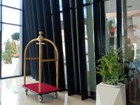 INTERIEUR (2) INTERIEUR (2)
